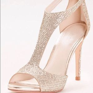 Gold saylor shoe